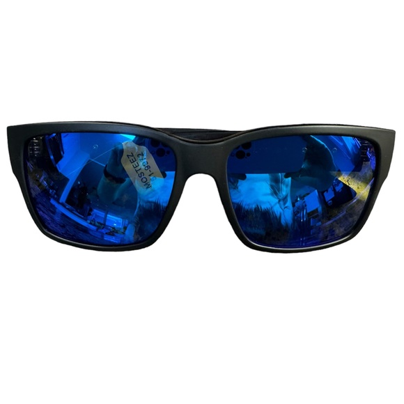 Hoven Mosteez Black on Black Tahoe Lense Polarized sunglasses - Picture 2 of 6